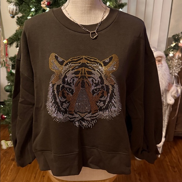 ☃️BOGO50%☃️🆕🌿EXPRESSED SOCIETY: OLIVE Tiger Crew Neck Sweatshirt SMALL - Picture 4 of 11